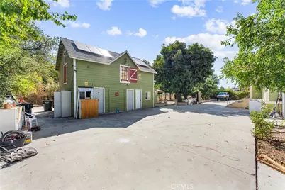 850 E Columbia, Pomona, CA 91767 - Photo 10