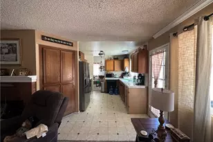 14805 Weeping Willow, Fontana, CA 92337 - Photo 6