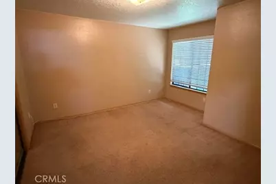 13105 Yellowstone, Victorville, CA 92395 - Photo 6