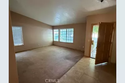 13105 Yellowstone, Victorville, CA 92395 - Photo 14