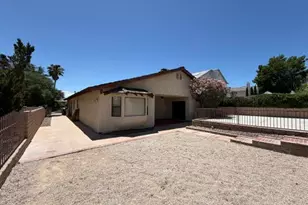 17950 Fremontia, Victorville, CA 92395 - Photo 8