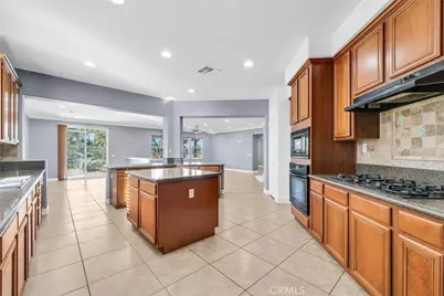 519 Cedarbrook Lane, Corona, CA 92879 - Photo 16