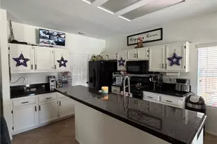13698 Gateway, Victorville, CA 92392 - Photo 6