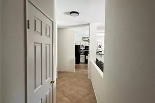 13698 Gateway, Victorville, CA 92392 - Photo 10