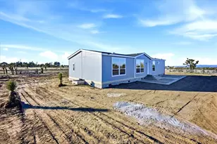 12076 Lager Rd, Phelan, CA 92371 - Photo 2