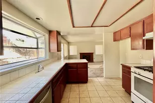 25888 Bartram Ct, Moreno Valley, CA 92553 - Photo 6