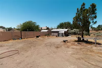 16255 Teton, Victorville, CA 92395 - Photo 24