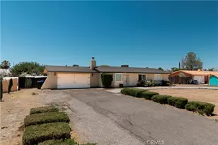 16255 Teton, Victorville, CA 92395 - Photo 2