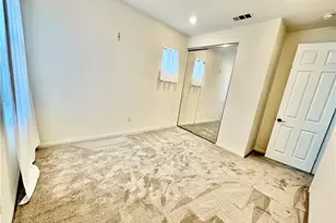 27474 Quiet View Pl, Valencia, CA 91381 - Photo 14