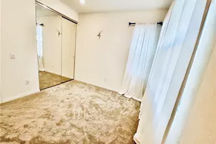 27474 Quiet View Pl, Valencia, CA 91381 - Photo 12