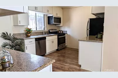 3854 Arlington Avenue, Los Angeles, CA 90008 - Photo 2