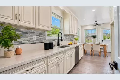 519 S Hollenbeck, West Covina, CA 91791 - Photo 10