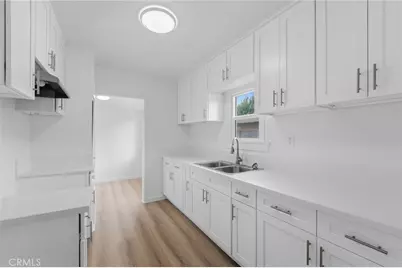 234 N Laurel Avenue, Upland, CA 91786 - Photo 8