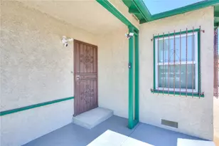 422 E 139th St, Los Angeles, CA 90061 - Photo 4