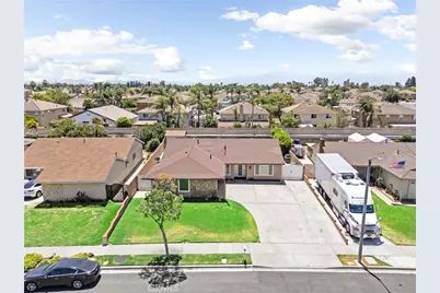 326 E Blue Jay, Ontario, CA 91761 - Photo 2