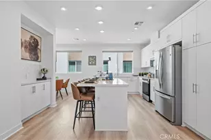 633 S Lyon St, Santa Ana, CA 92705 - Photo 8