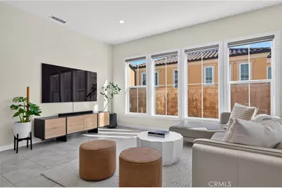 20656 W Chestnut, Porter Ranch, CA 91326 - Photo 2