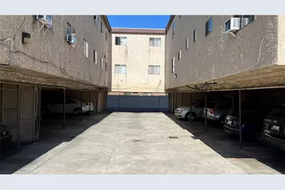 7001 S Main Street, Los Angeles, CA 90003 - Photo 2