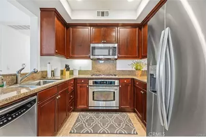 128 N Oak Knoll Avenue #317, Pasadena, CA 91101 - Photo 8