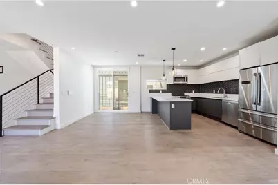 113 1/2 N Manhattan, Los Angeles, CA 90004 - Photo 8