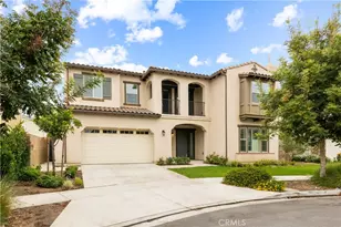 103 Drama, Irvine, CA 92618 - Photo 2