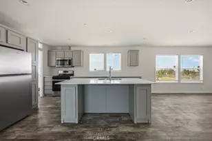 7625 Luna Rd, Phelan, CA 92371 - Photo 10
