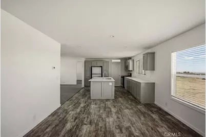 7625 Luna Road, Phelan, CA 92371 - Photo 16