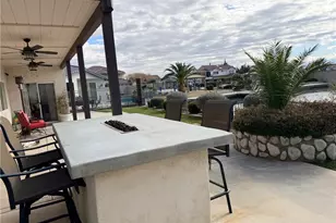 18285 Harbor Dr, Victorville, CA 92395 - Photo 6