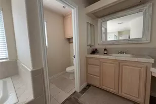 18285 Harbor Dr, Victorville, CA 92395 - Photo 16