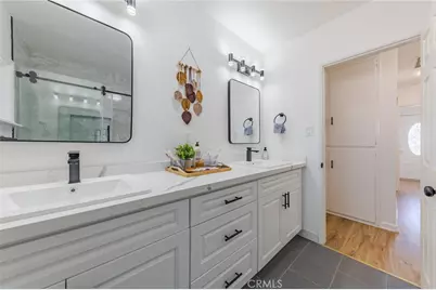 768 W H, Ontario, CA 91762 - Photo 36