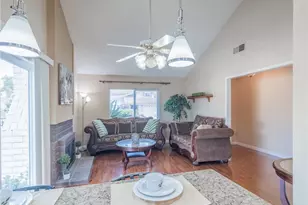 20995 Glenbrook Dr, Walnut, CA 91789 - Photo 10