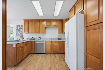 107 S Center Street, Redlands, CA 92373 - Photo 8