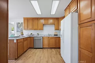 107 S Center St, Redlands, CA 92373 - Photo 8