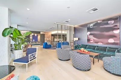 1050 S Grand #2001, Los Angeles, CA 90015 - Photo 16