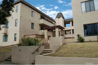 121 S Wilson #103, Pasadena, CA 91106 - Photo 2