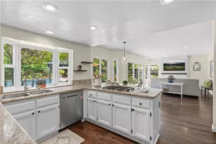 943 W 14th St, Upland, CA 91786 - Photo 16