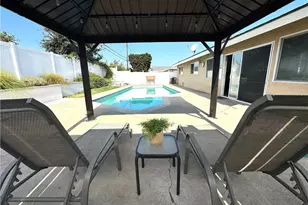 404 Juniper, Brea, CA 92821 - Photo 2