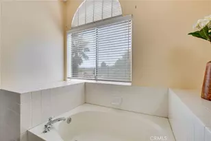 24907 Lincoln Ave, Murrieta, CA 92562 - Photo 32