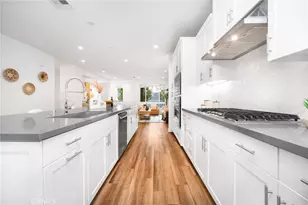 122 Schick, Irvine, CA 92614 - Photo 8
