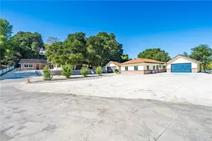 26251 Ravenhill Rd, Canyon Country, CA 91387 - Photo 48