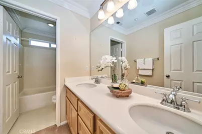 15592 Iron Spring Lane, Fontana, CA 92336 - Photo 32