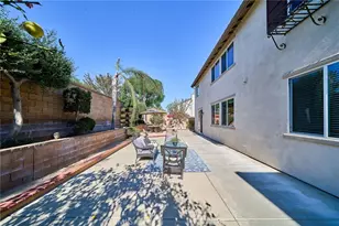 15592 Iron Spring Ln, Fontana, CA 92336 - Photo 38