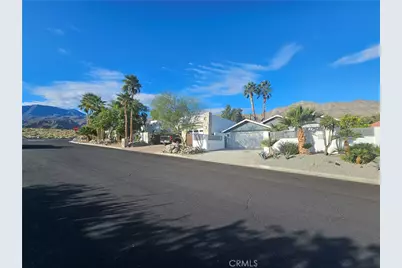 54925 Avenida Alvarado, La Quinta, CA 92253 - Photo 4