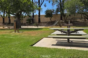 1961 Overland, Colton, CA 92324 - Photo 24