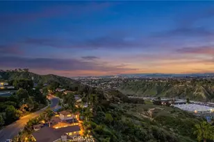5762 Desert View Dr, La Jolla, CA 92037 - Photo 34