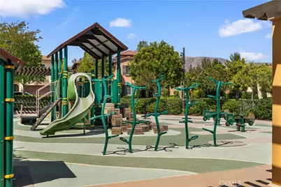190 Crescent Moon, Irvine, CA 92602 - Photo 72