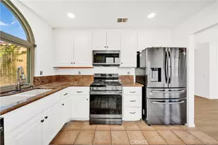 3576 Atchison Cir, Riverside, CA 92503 - Photo 10