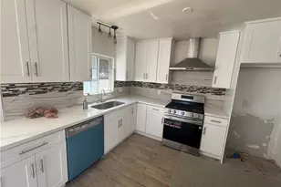 2101 S Sycamore, Santa Ana, CA 92707 - Photo 4