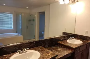 19820 Ellis Henry Ct, Newhall, CA 91321 - Photo 8
