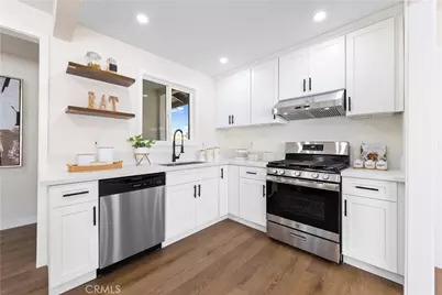 38638 Carolside, Palmdale, CA 93550 - Photo 8